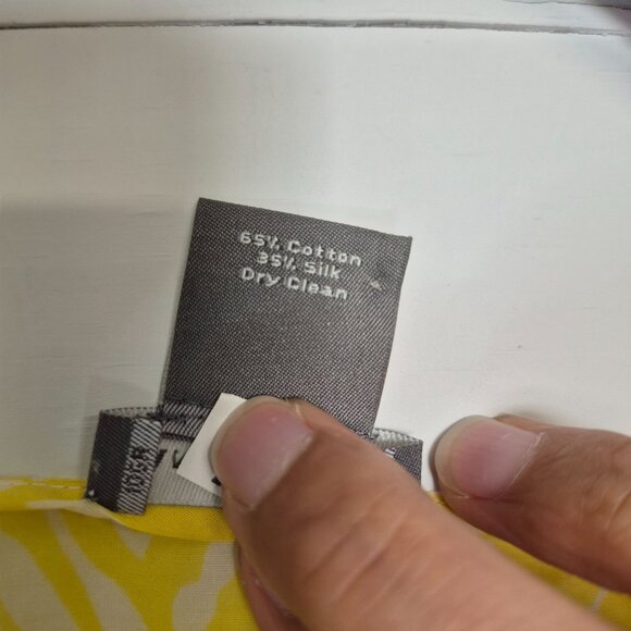 Ann Taylor Yellow Sleeveless Blouse L Cotton/Silk Blend Tropical Print Lightweig - Picture 6 of 6